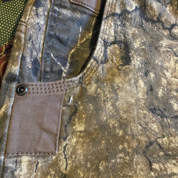 Magellan camo set jeans and shirt XL LIKE NEW - Picture 7 of 9